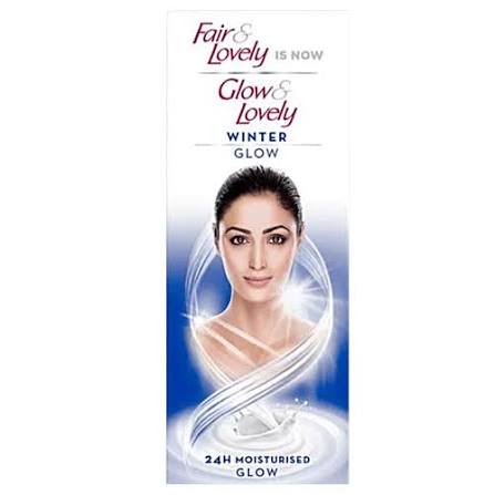 गोरा आणि सुंदर चमक आणि सुंदर हिवाळी चमक